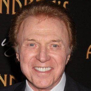 steve lawrence net worth 2023|is steve lawrence still alive.